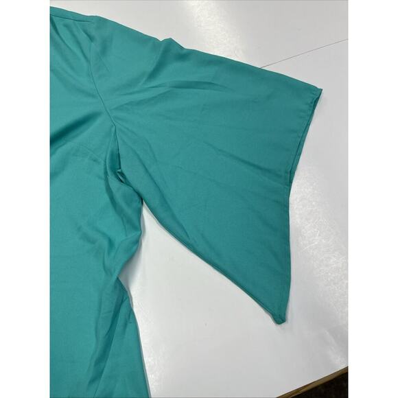 Catherines Button Up Tunic Top Women Size 3X Green SharkBite Hem Flowy - Picture 4 of 11